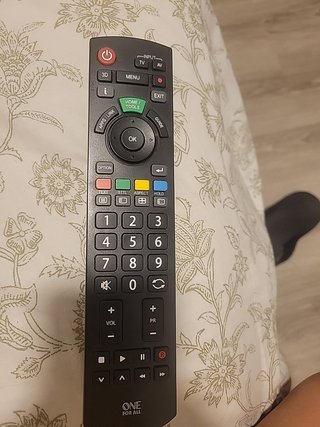 2 Televisores: Panasonic y LG + Chrome