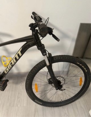 Bicicleta Giant Talon 2