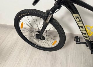 Bicicleta Giant Talon 2