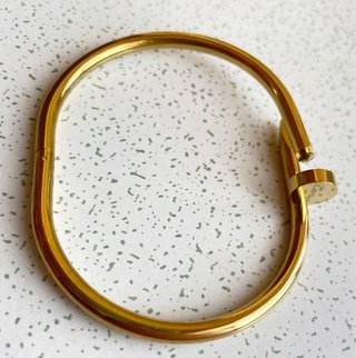 Pulsera Cartier Dorada en Acero Inoxidable