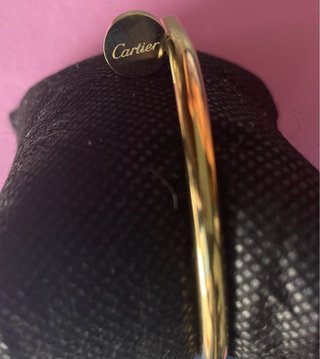 Pulsera Cartier Dorada en Acero Inoxidable