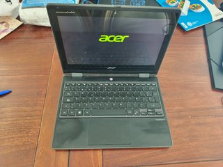 Acer TravelMate B3 Spin 11 Tactil Convertible