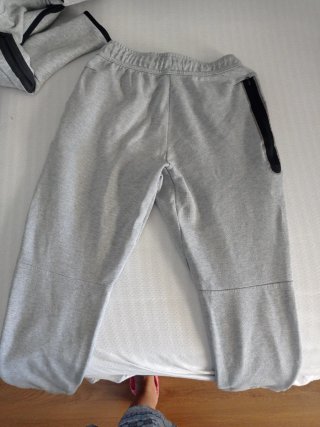 Chándal Nike Tech Fleece Gris.