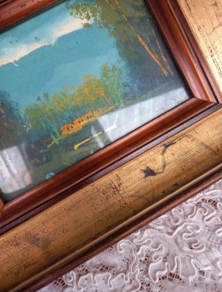 Quadro vintage con cornice dorata