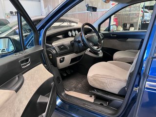 Peugeot 807 2.0HDI 7 PLAZAS