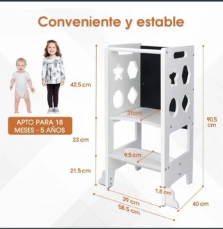 Torre di apprendimento Montessori con tavolo e lavagna