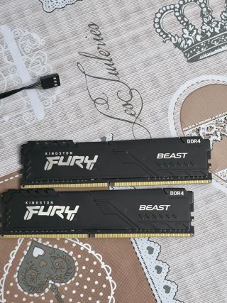 2x8 Kingston FURY Beast DDR4 RAM 3200 mhz
