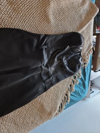 Mono negro lentejuelas