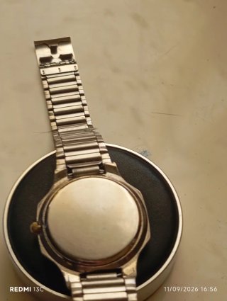 Orologio Corum Admiral multicolor e argento
