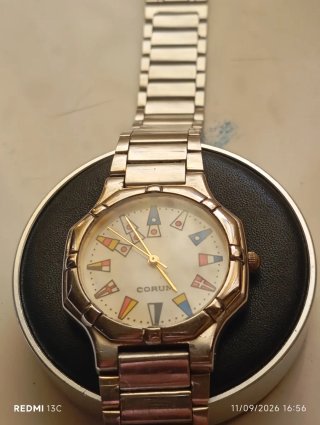 Orologio Corum Admiral multicolor e argento