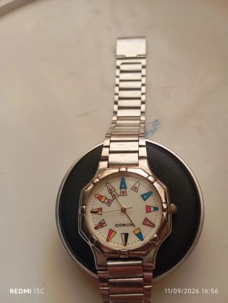 Orologio Corum Admiral multicolor e argento