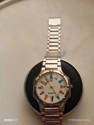Orologio Corum Admiral multicolor e argento