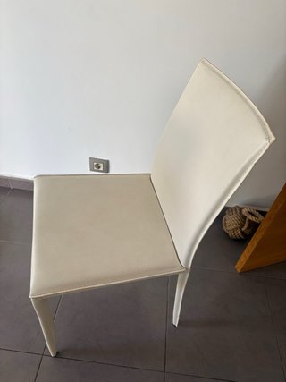 Mesa comedor y 6 sillas modernas