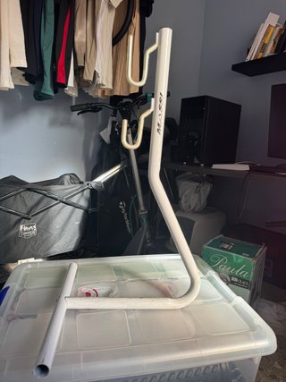 Soporte de suelo MASSI para bicicleta