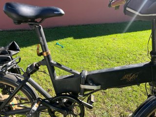 Bicicleta Eléctrica Plegable Negra con dos bateria