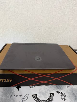 Portátil MSI Rtx 5070TI Ultra