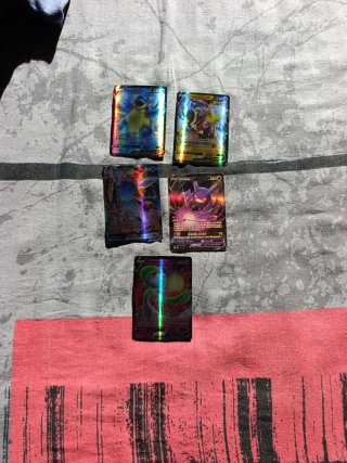 65 Cartas Pokémon Variadas copias