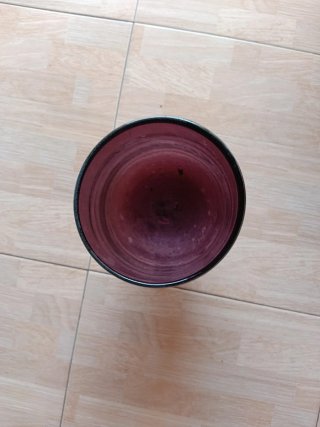 Jarrón de cristal morado