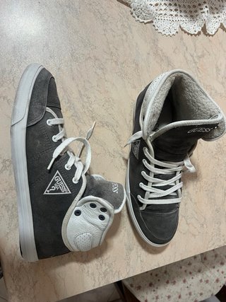 Sneakers alte grigie con interno in lana vintage