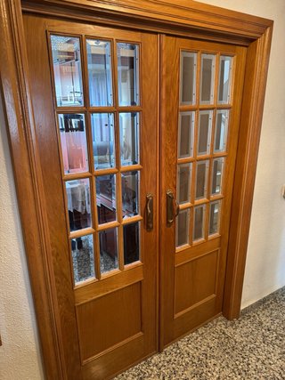 SE ALQUILA  AMPLIA HABITACIÓN PARA PAREJA O 2 PER
