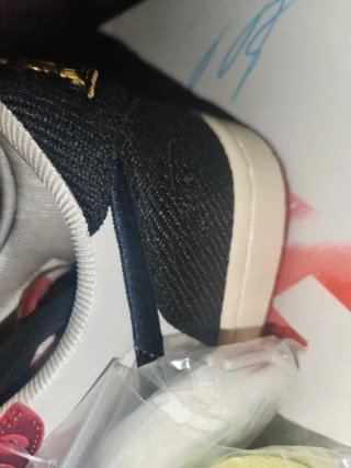 Jordan 1 Retro Low OG Trophy Room Talla 43