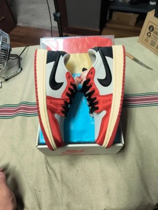 Jordan 1 Retro Low OG Trophy Room Talla 42