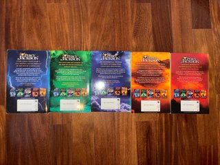 Saga “Percy Jackson” en inglés