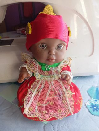 Muñeca Peloncete Vestido valenciana