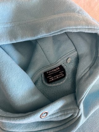 Felpa con cappuccio azzurra