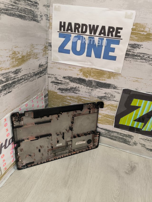 Carcassa inferiore ASUS SonicMaster X541 - Come nuova