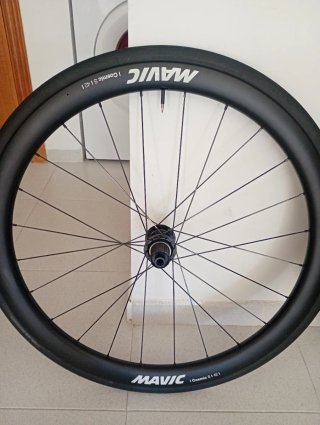 Ruedas Mavic Cosmic 42 Carbono