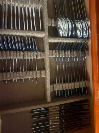 Cubertería Iber Serie Oro 122 piezas