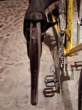 Bicicleta Pinarello Carretera Amarilla