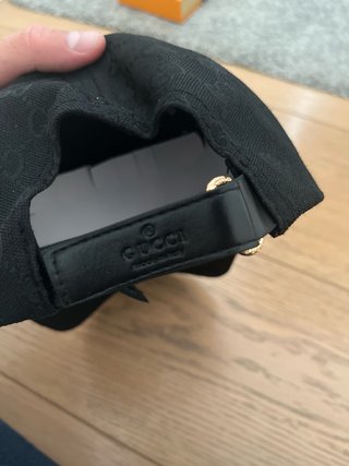 Berretto Gucci Nero GG