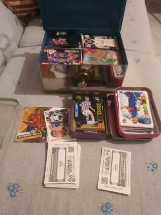Lote cromos Panini Adrenalyn + cajas+ álbum
