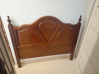 Cabecero de cama provenzal de madera