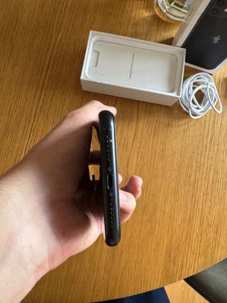 iPhone XR 64GB+Caja+Cargador. En perfecto estado!