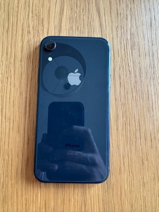 iPhone XR 64GB+Caja+Cargador. En perfecto estado!