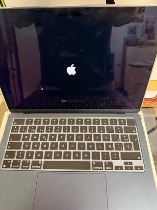 MacBook Air M3 13” 2024 medianoche Nuevo