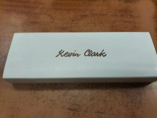 Bolígrafo y pluma Kevin Clark sin estrenar