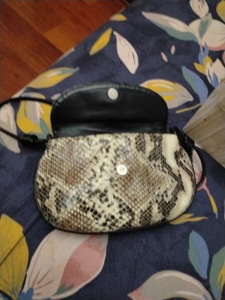 Bolso piel serpiente beige y marrón
