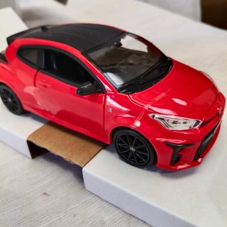 Maqueta Coche Toyota GR Yaris Burago 1:24