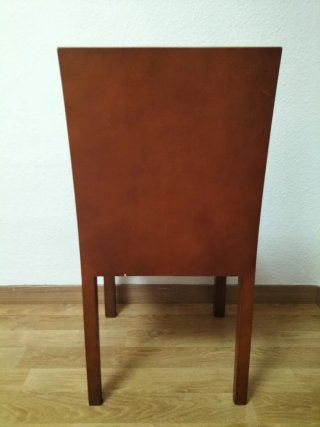 Conjunto de seis sillas. Polipiel y Madera Marrón/