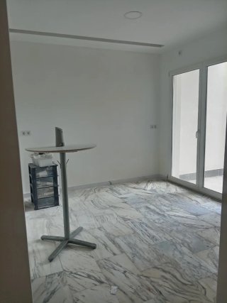 Alquiler loft Martorell a estrenar para una chica.
