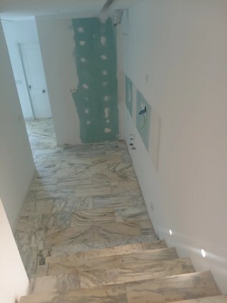 Alquiler loft Martorell a estrenar para una chica.