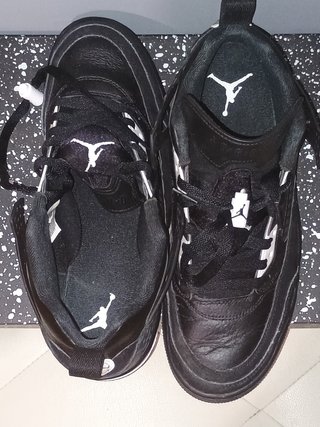 Jordan Spizike Low Scarpe Uomo Nero Bianco