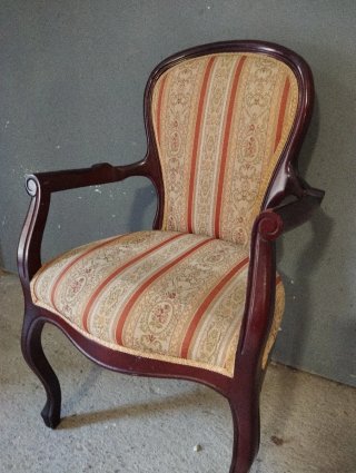 Sillón pequeño impecable