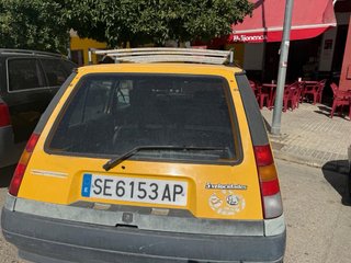 Renault 5 GTL 1987. El coche esta en Sevilla,