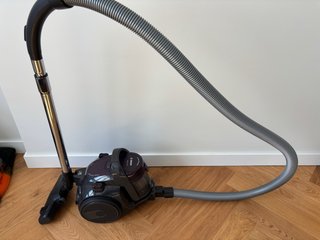 Aspirador Bosch Serie 2 sin bolsa