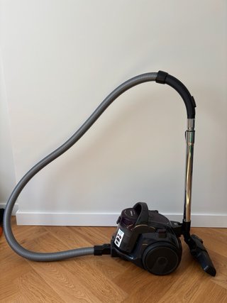 Aspirador Bosch Serie 2 sin bolsa